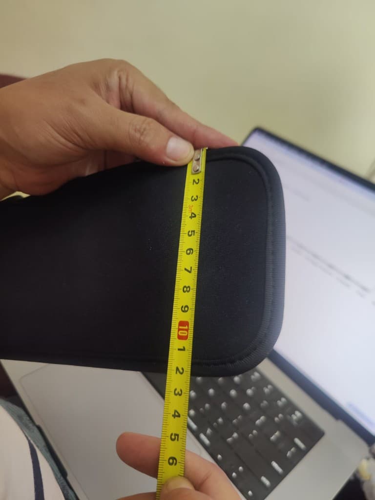 Pouch width — fits all modern smartphones